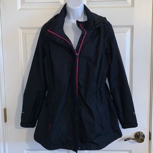 Eddie Bauer Petite Raincoat